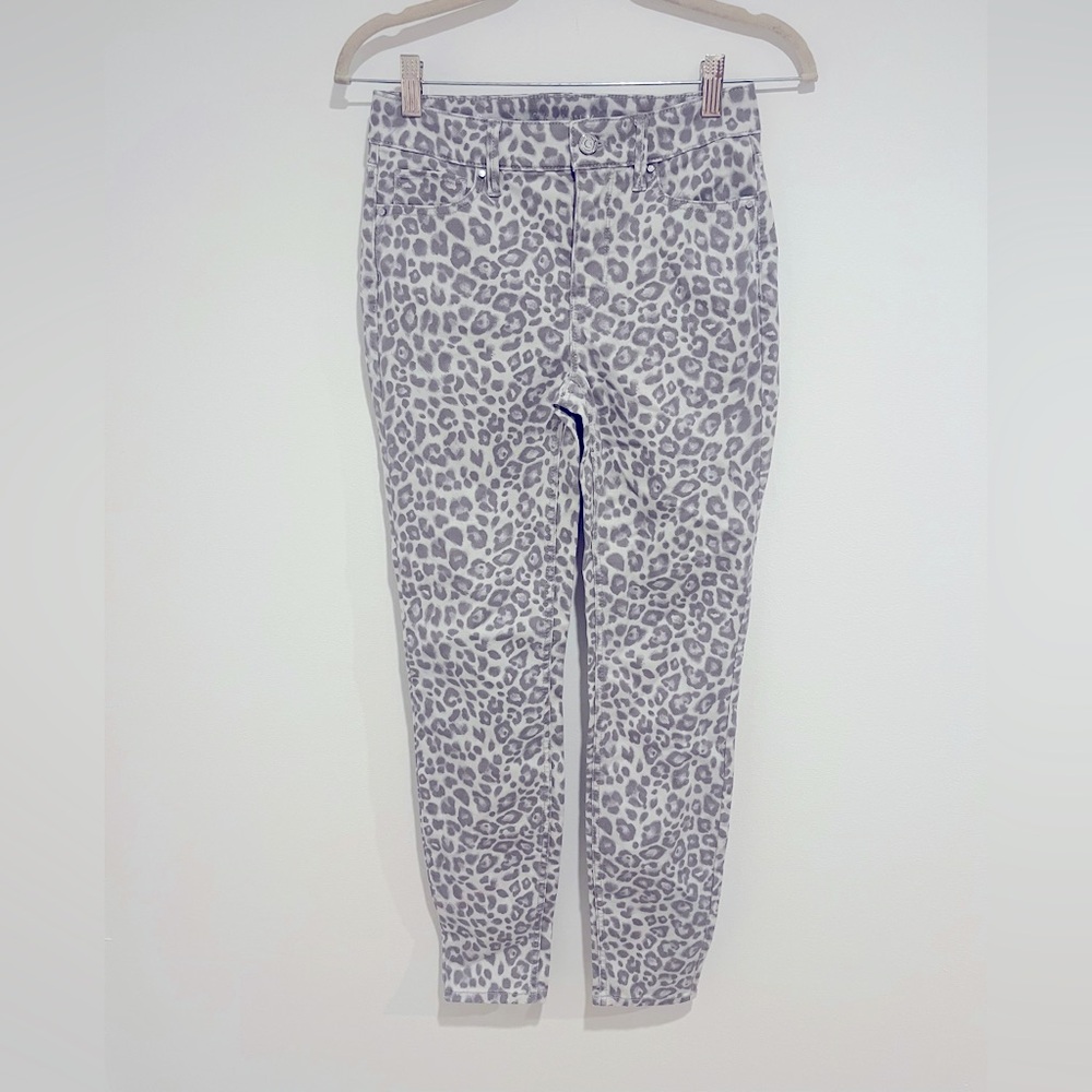 White House Black Market Gray Leopard Print Pants